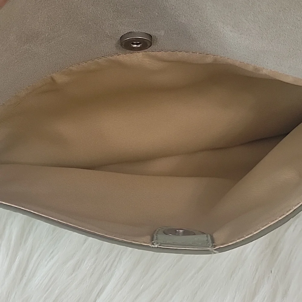 Lucky Brand Lyia leather crossbody bag in seagrass color NEW - Picture 10 of 15